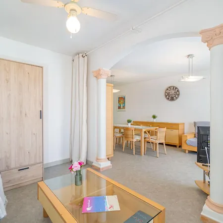 Apart-rent Sant Maurici 0183 Apartment